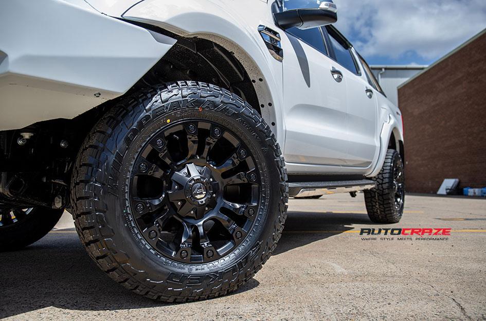FORD-RANGER-VAPOR-MATTE-BLACK